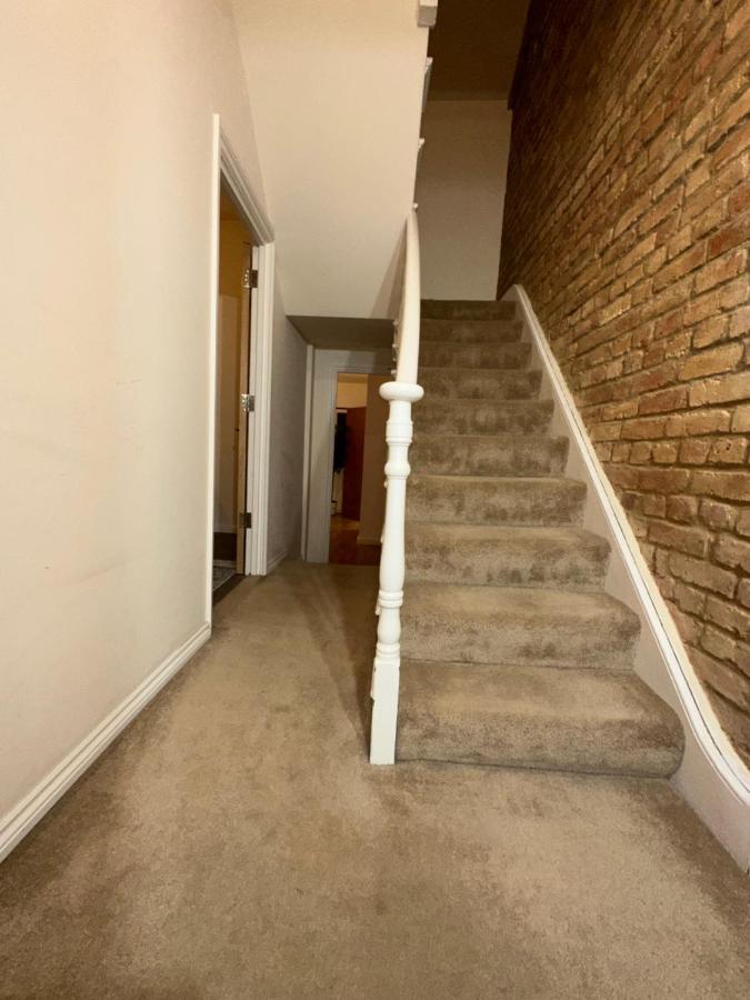 North London A Spacious 7 Bedroom House Accommodating Up To 18 People Complete With Own Gym And Table Tennis Eksteriør billede