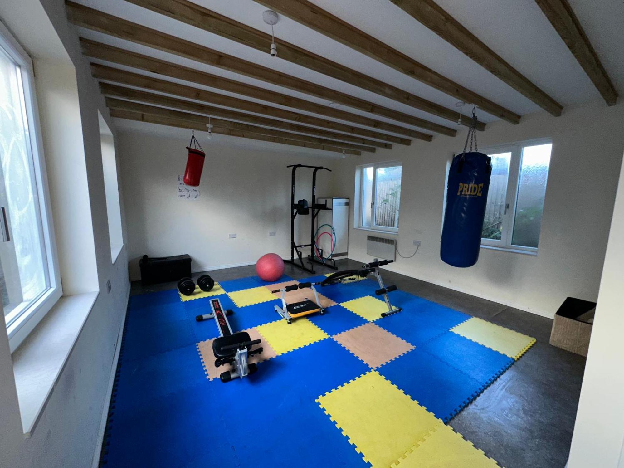 North London A Spacious 7 Bedroom House Accommodating Up To 18 People Complete With Own Gym And Table Tennis Eksteriør billede