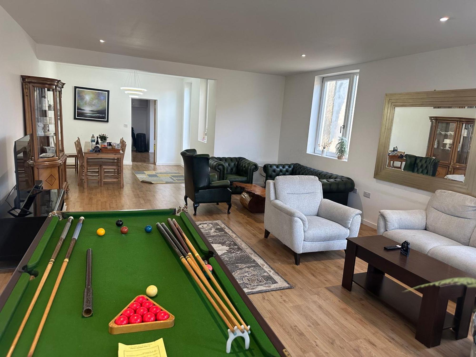 North London A Spacious 7 Bedroom House Accommodating Up To 18 People Complete With Own Gym And Table Tennis Eksteriør billede